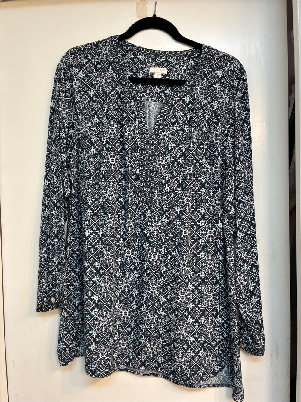 NWOT J.Jill Black & White Geometric Long-Sleeve Tunic